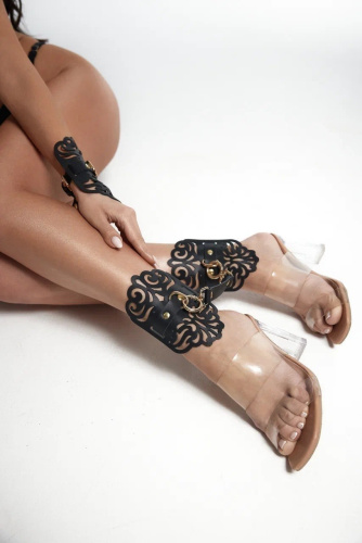 ОКОВЫ ФИГУРНЫЕ С УЗОРАМИ И ЗОЛОТОЙ ФУРНИТУРОЙ фото 2