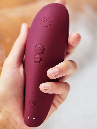 Бесконтактный клиторальный стимулятор Womanizer Classic 2 бордовый фото 8
