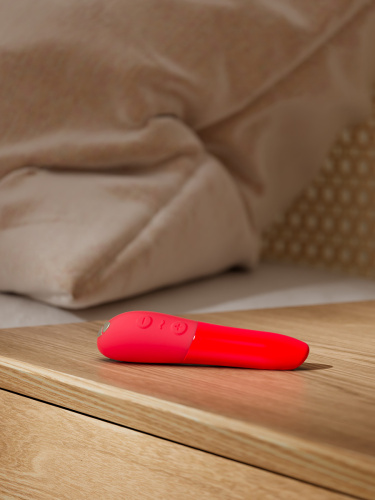 We-Vibe Вибропуля из силикона Tango X, 10 cм, вишнево-красный фото 8