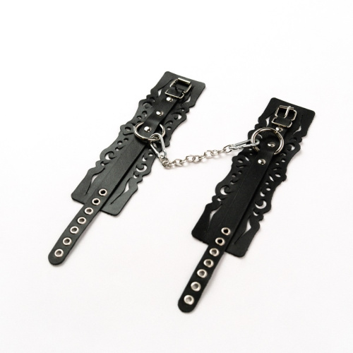 Ажурные кожаный оковы