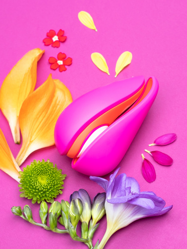 Бесконтактный клиторальный стимулятор Womanizer Liberty Lily Allen розовый WZ111SG3 фото 8
