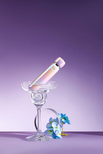 Стильный  вакуумно-мембранной посасывающей стимулятор  LIA,белый фото 3